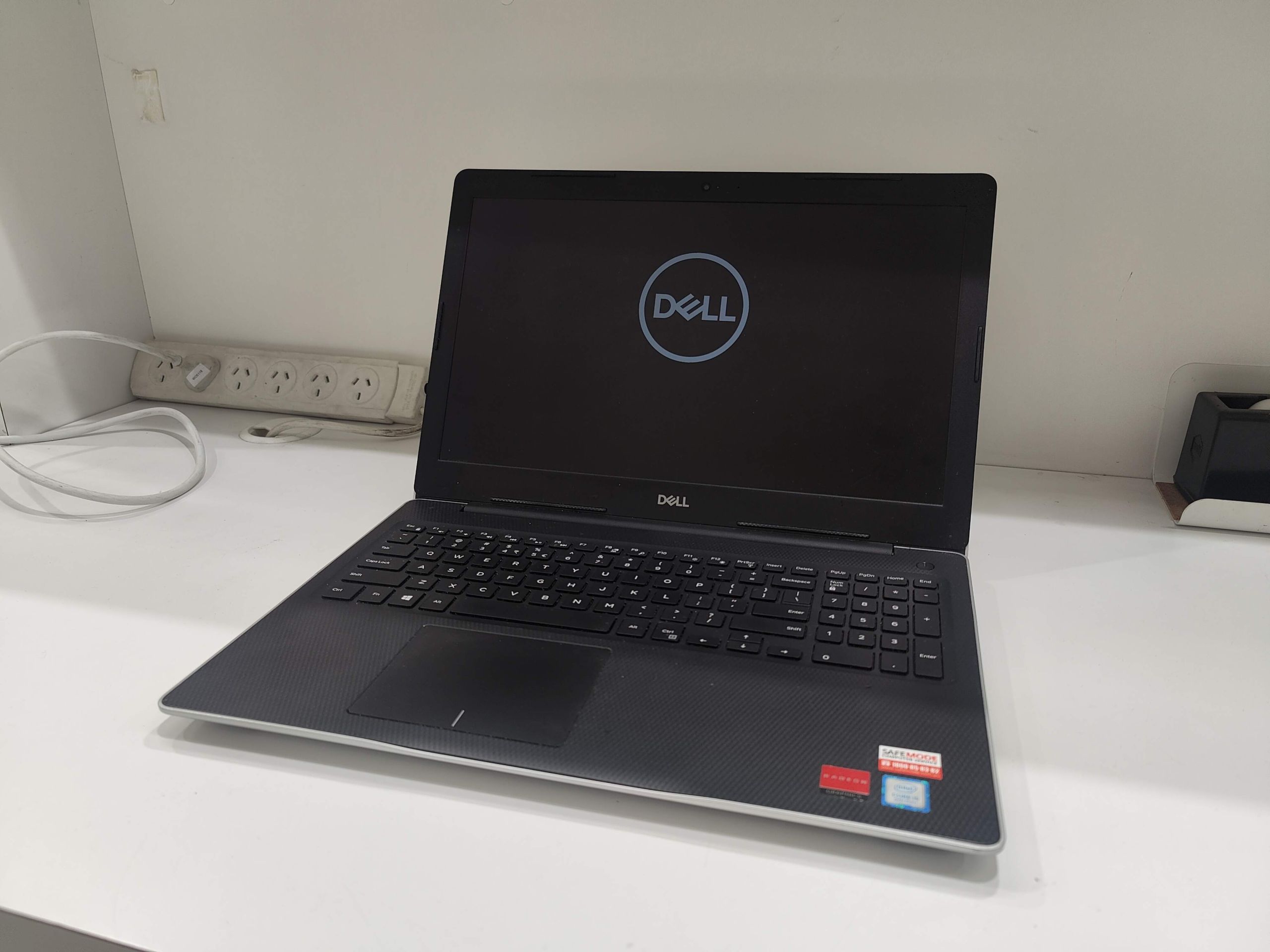 Dell Inspiron before repair