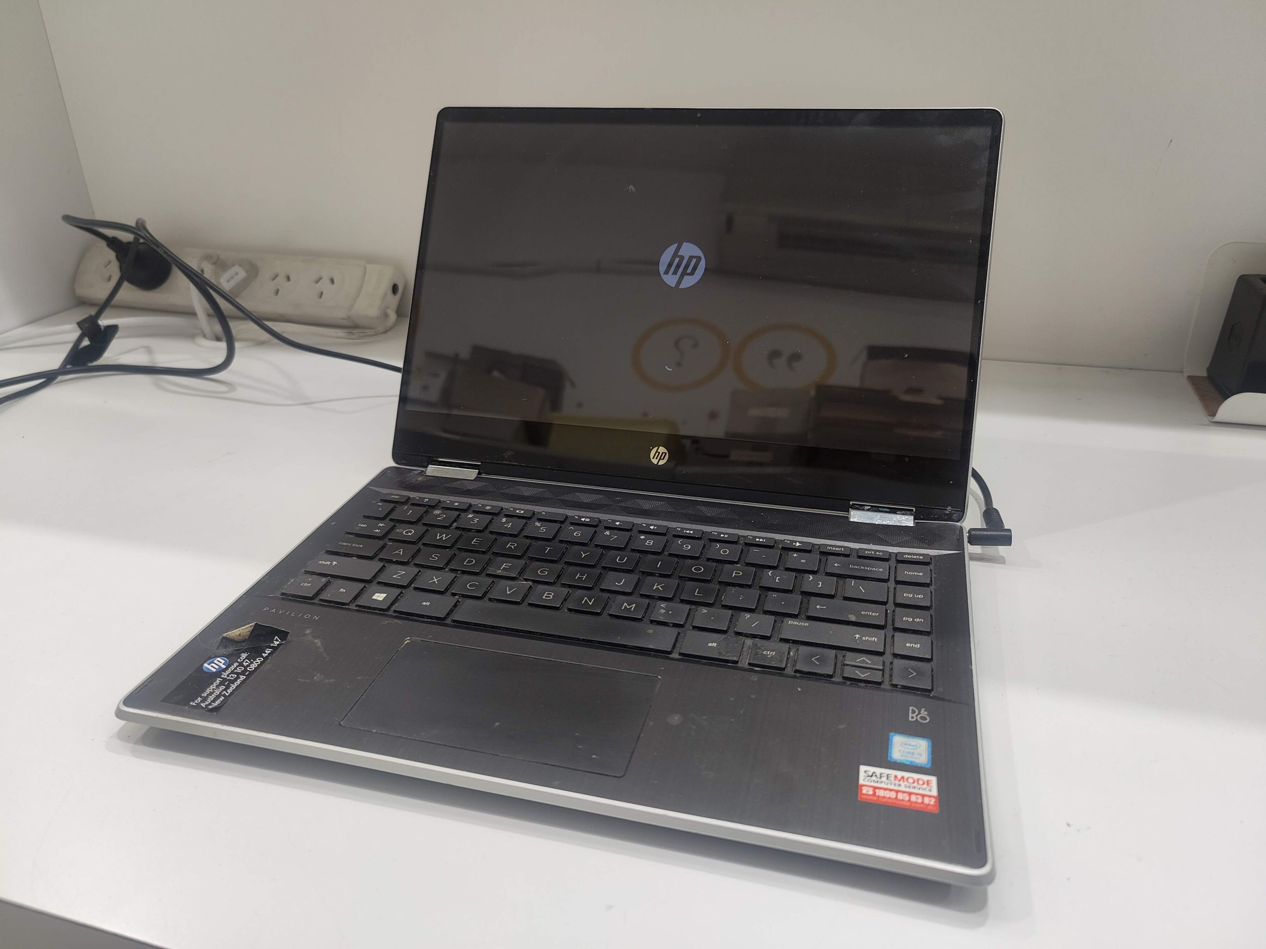 Picture of an HP Pavilion with Battery Problem A